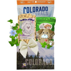 This gift includes:

Colorado Naturals Chicken Jerky Chips 6 oz.
Beggar Biskets Peanut Butter Dog Treats 11 oz.
Woofie Biskets 3 oz.
Bakery Fresh Hand Iced Gourmet Dog Biscuit
Colorado themed container
Gift Size: 7 x 4 x 12