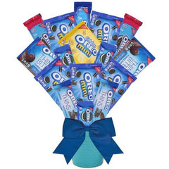 Bouquet includes 13-16 Packages of Oreo's
An assortment of Oreo Cookies.
Each gift is designed at the time of your order to ensure the freshest gift possible!
Gift Size 14” x 11” x 6”