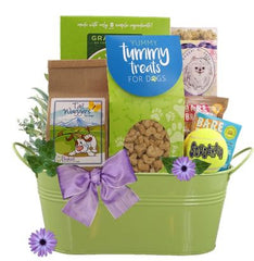 This Gift Includes:
Roasted Chicken Buddy Biscuits 16 oz.
Beggar Biskets Peanut Butter Dog Treats 11 oz.
Tail Waggers Double Bacon Cheeseburger Dog Treats 8 oz.
Tummy Treats Crunchy Banana Bread Dog Treats 12 oz.
Bare Breasts Chicken Dog Treats
Bare Bites Beef Liver Dog Treats
Kong SqueakAir Tennis ball
Reusable Oval Tin Tub
Gift Size 14" x 6" x 13"
Dim Wt: 15 lbs (15x15x11)