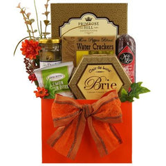 This Gift Includes:
Butterscotch Candies by Primrose Hill Confections 3 oz.
Rocky Mountain Double Stuffed Queen Olives 5 oz.
Three Pepper Blend Water Crackers 2 oz.
Garlic Beef Sausage Chub 5 oz.
Dolcetto Chocolate Pastry Cookies .9 oz.
Brie Creamy Cheese Spread 3.5 oz.
Box Container
Gift Size 7” x 4” x 12”
Dim Wt: 6 lbs (13x9x7)