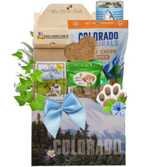 This gift includes:
Cassidy's Gourmet Biscuit Mix 14 oz.
Bone Shaped Cookie Cutter
Haddock Skins 2 oz. Tube
Tail Waggers Double Bacon Cheeseburger Dog Treats 8 oz.
Colorado Naturals Chicken Jerky Chips 6 oz.
Big Bite Chunky Chicken 8" Biscuit Bone
Woofie Biskets 3 oz.
Bakery Fresh Hand Iced Gourmet Dog Biscuit
Colorado themed container
Dim Wt: 12 lbs.
Gift Size: 10 x 6 x 16