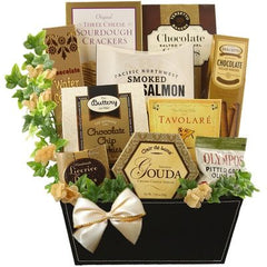 This Gift Includes:
Three Cheese Sourdough Crackers 2 oz.
Chocolate Salted Caramel Cookies 2 oz.
Chocolate Wafer Cookies 2.1 oz.
Smoked Salmon 2 oz.
Dolcetto Chocolate Pastry .9 oz.
Buttery on Main Ultimate Chocolate Chip Cookies 2 oz.
Tavolare Savory Snack Mix 2 oz.
Licorice Petites 1.4 oz.
Gouda Creamy Cheese Spread 3.5 oz.
Pitted Greek Olive Mix 1 oz.
Faux Leather Tray with Stitching
Gift Size 12" X 8" X 12"
Dim Weight 7 lbs. (15x15x10)